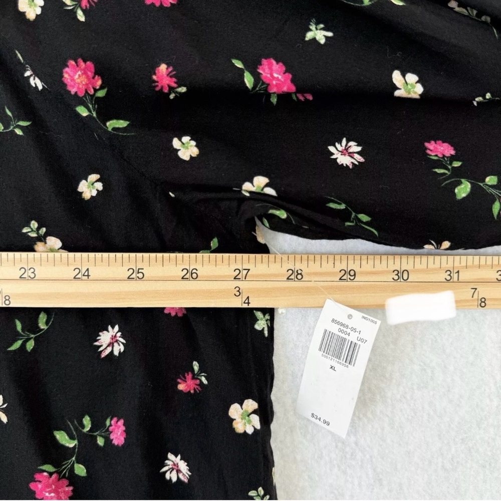 Old Navy Blouse Top Womens XL Black Multicolored Floral Poet Oversized Relax - Picture 13 of 15